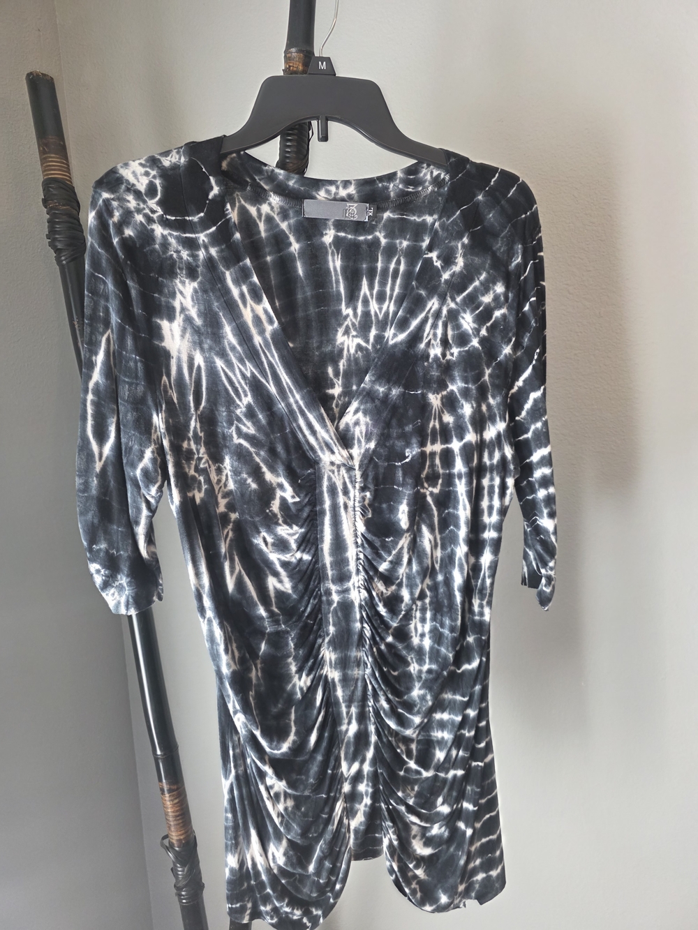 Nola Black and White Tie-Dye Ruched V-Neck Blouse